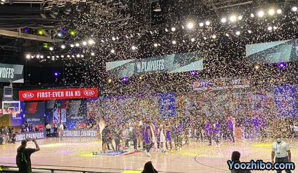<a href=/gaoqinglanqiu/lakers/ target=_blank class=infotextkey>湖人</a>力克<a href=/gaoqinglanqiu/nuggets/ target=_blank class=infotextkey>掘金</a>4-1晋级总决赛